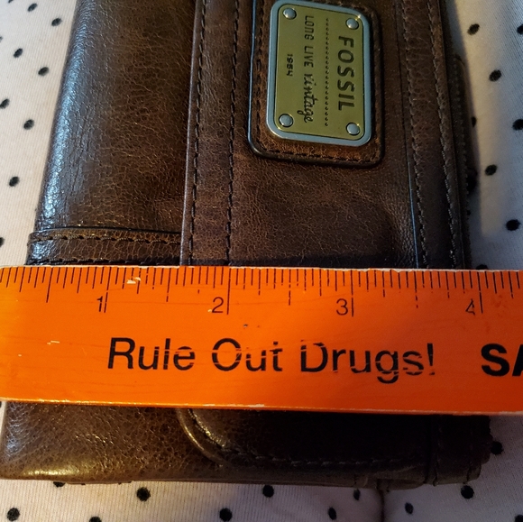 COPY - New, never used Fossil wallet - Picture 10 of 10